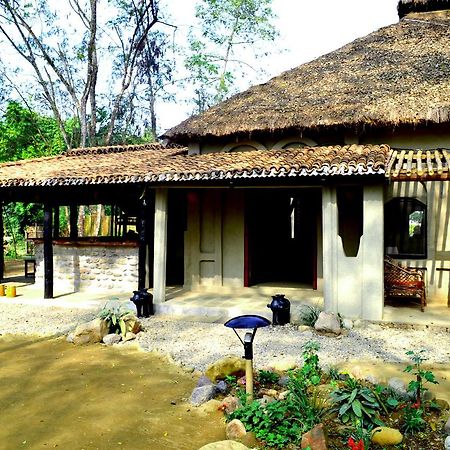 Machan Country Villa Kumarwarti Exterior foto